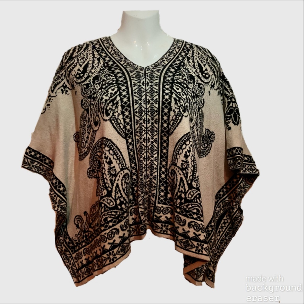 Flying Tomato Boho Poncho